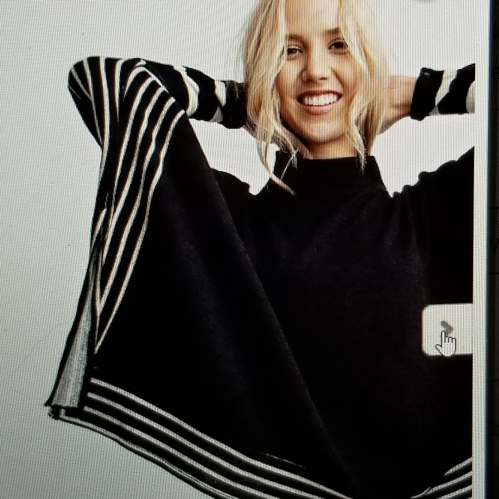 Lightweight sweater